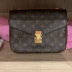 Louis Vuitton Classic Monogram Crossbody Bag